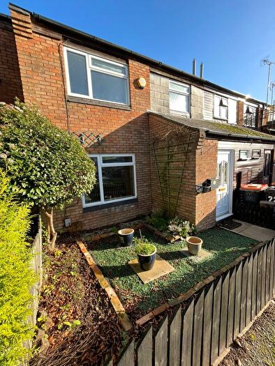 3 Bedroom Terraced House To Rent In Southwood Road, Dunstable, LU5