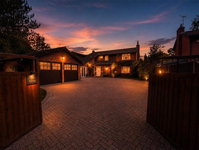 5 Bedroom Detached House For Sale In Cock Lane, Bradfield Southend, Reading, Berkshire, RG7