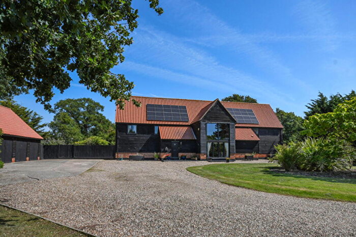 5 Bedroom Barn Conversion For Sale In Clay Lane, St. Osyth, CO16