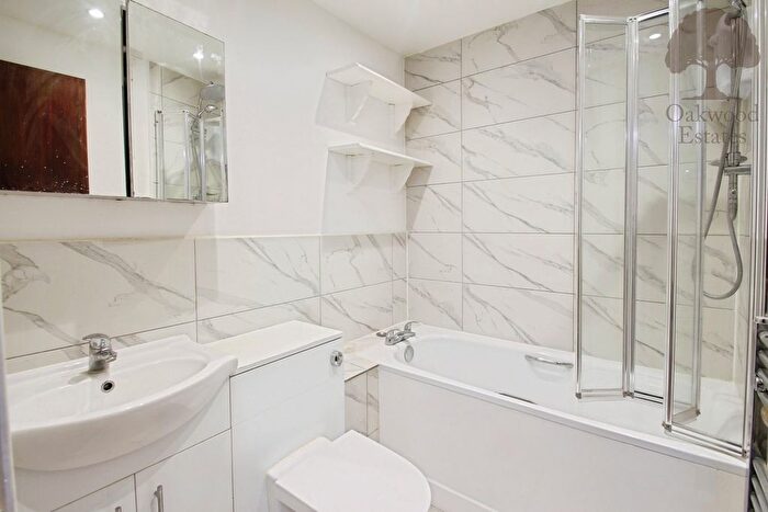 1 Bedroom Maisonette To Rent In Lowdell Close, Yiewsley, West Drayton, UB7