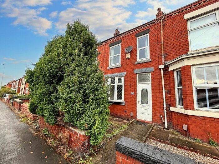 2 Bedroom Terraced House To Rent In Newearth Road, Worsley, M28