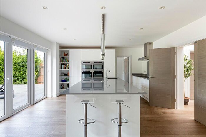 5 Bedroom Detached House For Sale In Keswick Road, Great Bookham, Leatherhead, Surrey, KT23