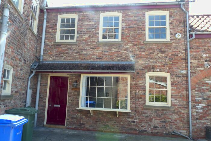 1 Bedroom Cottage To Rent In Bridgegate, Howden, Goole DN14