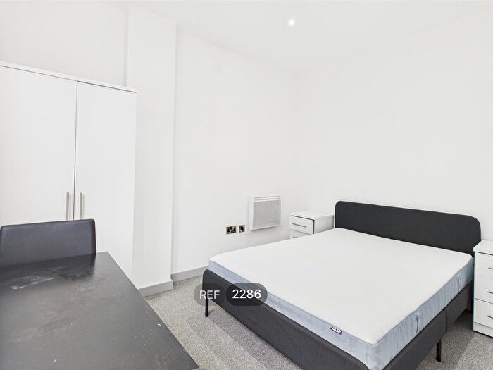 1 Bedroom Flat To Rent In Tivoli House, South Street, HU1