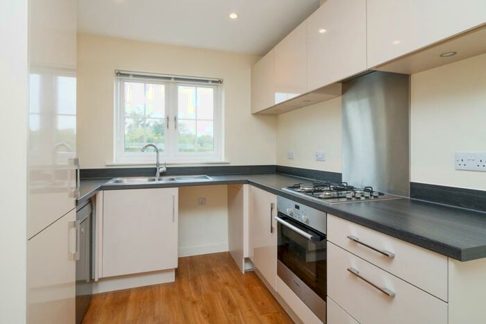 3 Bedroom Detached House To Rent In Horwood Way, Harrietsham, ME17