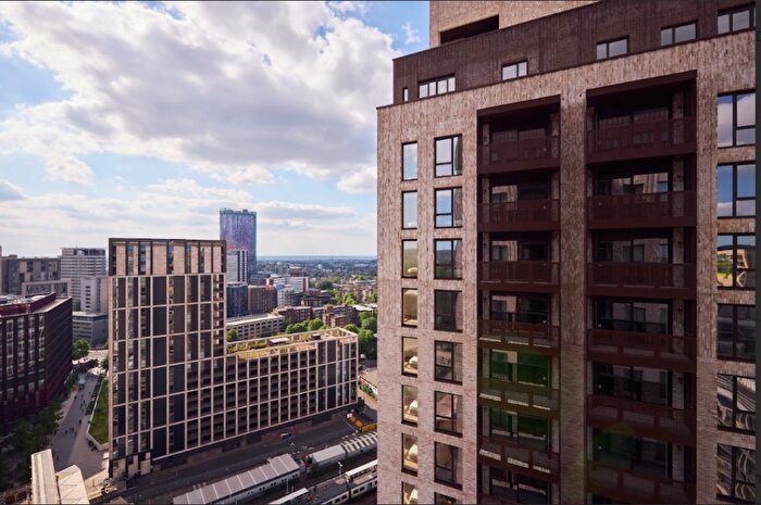 2 Bedroom Apartment To Rent In Cherry Orchard Road, Croydon, London, CR0