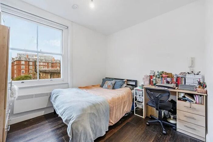 Studio To Rent In Very Near Matheson Road Area, West Kensington, W14