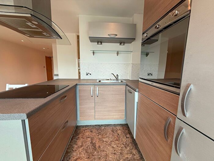 2 Bedroom Property To Rent In The Habitat, Nottingham, NG1