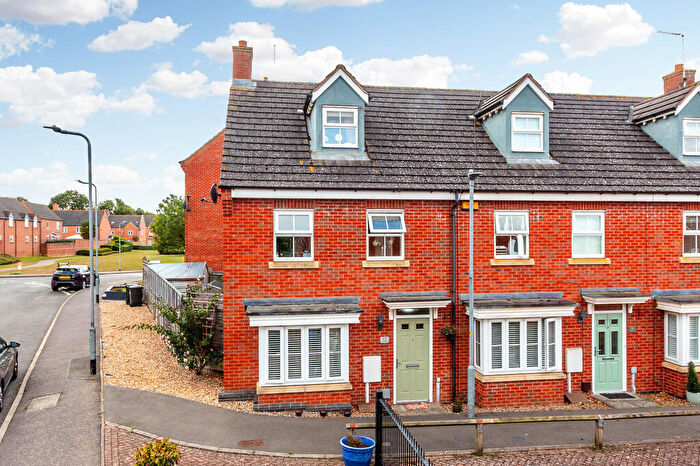 3 Bedroom End Of Terrace House For Sale In Patenall Way, Higham Ferrers, NN10