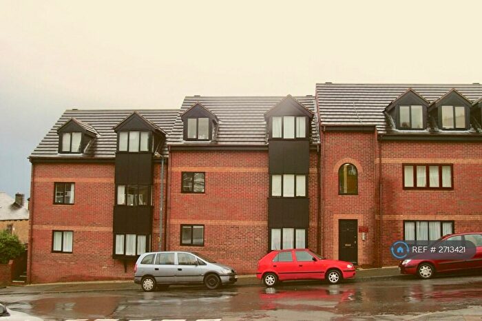 2 Bedroom Flat To Rent In School Rd, Sheffield, S10