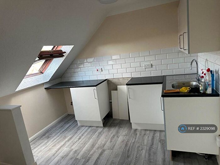 1 Bedroom Flat To Rent In Church Street, Dorchester, DT1