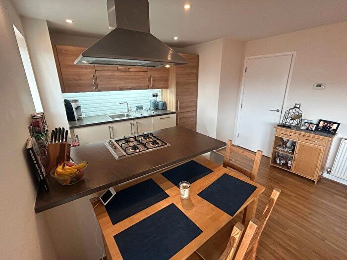 2 Bedroom Apartment To Rent In Joseph Street, London, E3