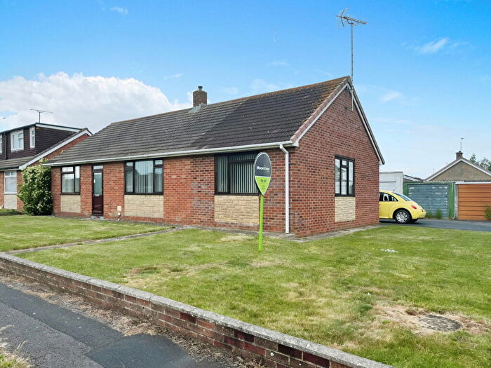 3 Bedroom Detached Bungalow For Sale In Mayfield Close, Swindon, SN3