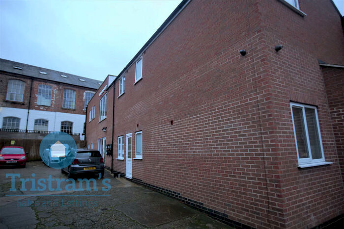 1 Bedroom Ground Flat To Rent In Malt Cottages, Basford, Nottingham, NG7