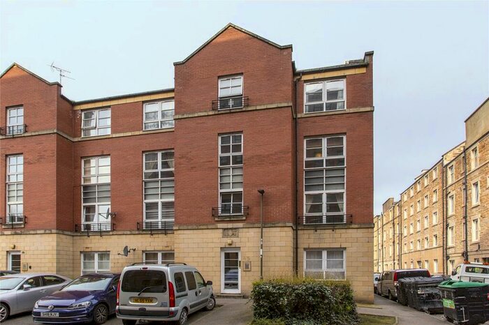 2 Bedroom Flat To Rent In Elbe Street, Leith, Edinburgh, EH6