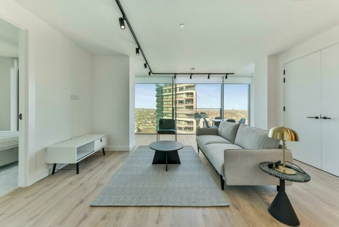 1 Bedroom Apartment To Rent In Valencia Tower, City Road, EC1V