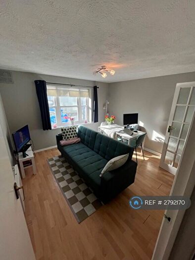 1 Bedroom Flat To Rent In Marlow Court, Brighton, BN2