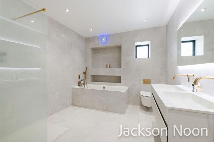 4 Bedroom Detached House For Sale In Chessington Road, Ewell, KT19