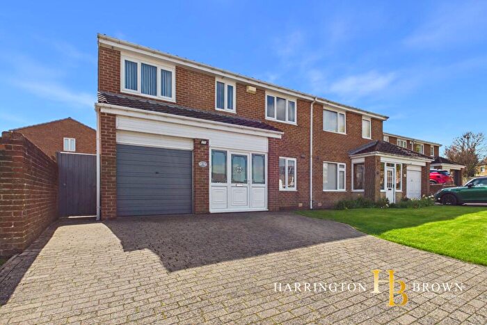 4 Bedroom Semi Detached House For Sale In Patterdale Mews, Consett, DH8