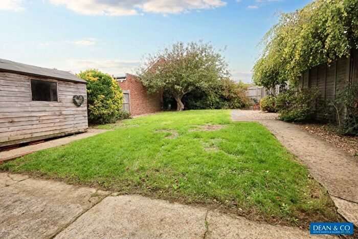 3 Bedroom Detached House For Sale In Hallyburton Road, Hove, East Sussex, BN3