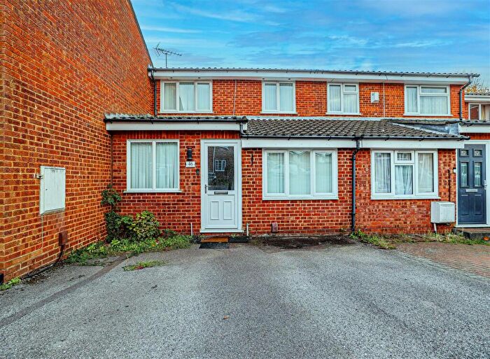 3 Bedroom Terraced House For Sale In Berkeley Square, Hemel Hempstead, HP2