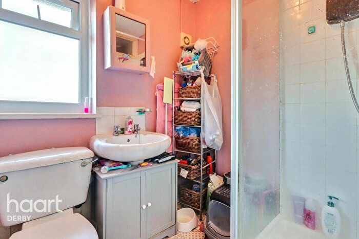 3 Bedroom Terraced House For Sale In Vicarage Road, Mickleover, DE3