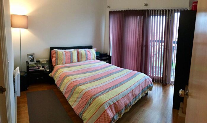 2 Bedroom Flat To Rent In The Gallery, Moss Lane East, Manchester, M14