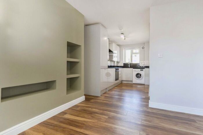 1 Bedroom Flat To Rent In Cardross Street, London, W6