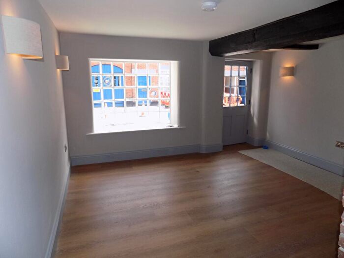 2 Bedroom Cottage To Rent In St John Street, Ashbourne, Derbyshire, DE6