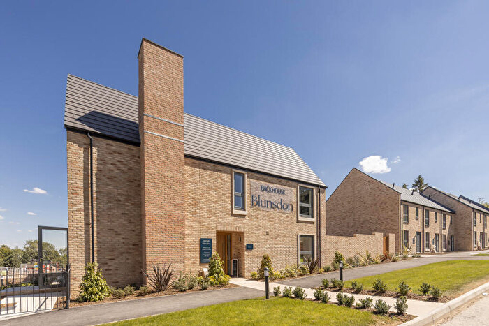 4 Bedroom Detached House For Sale In Thames View, Blunsdon, SN26