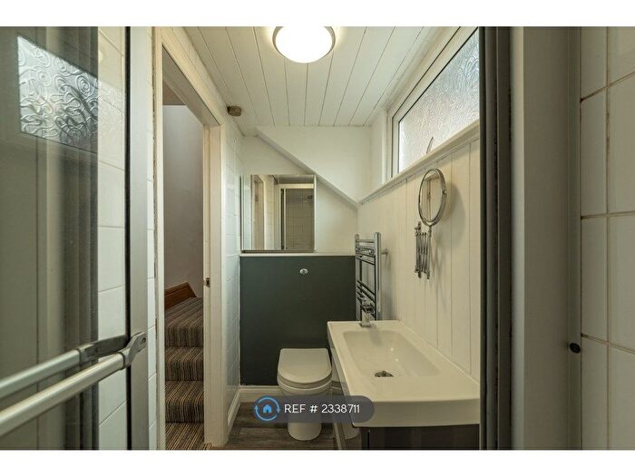 1 Bedroom Flat To Rent In Burlington Road, Nottingham, NG5