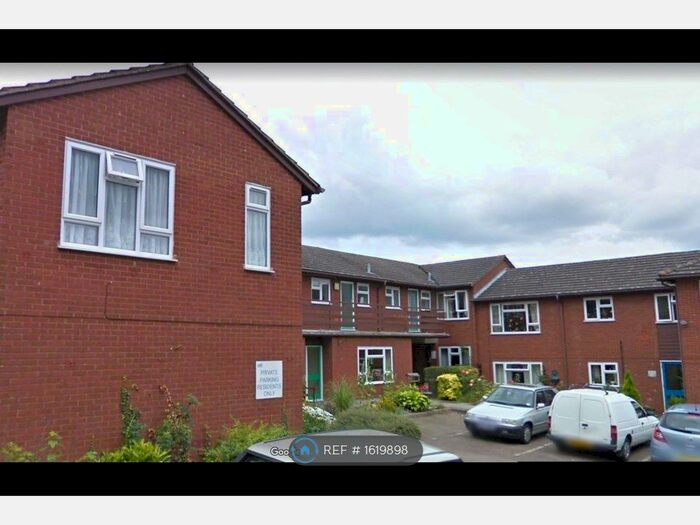 Studio To Rent In Greencroft, Stoney Stanton, Leicester, LE9