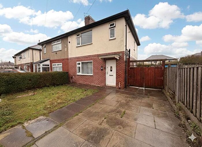 3 Bedroom Semi-Detached House To Rent In Vale Avenue, Horwich, Bolton, Greater Manchester, BL6