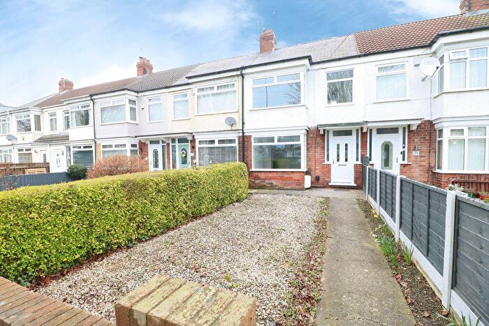 3 Bedroom Terraced House For Sale In Sutton Road, Hull, HU6
