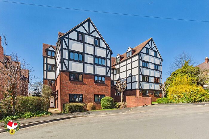 2 Bedroom Flat For Sale In Tudor Court, - Alexandra Road, Gloucester, GL1