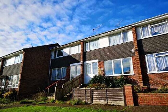 3 Bedroom Property To Rent In Sandcroft Avenue, Ryde, PO33