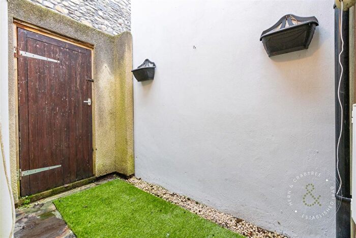 2 Bedroom End Of Terrace House To Rent In Cardiff Road, Taffs Well, Cardiff, CF15