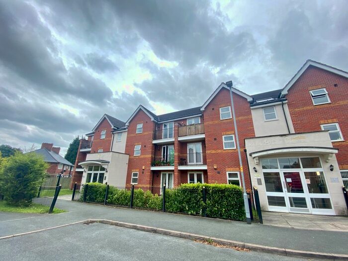 2 Bedroom Flat To Rent In Oakcliffe Road, Wythenshawe, Manchester, M23