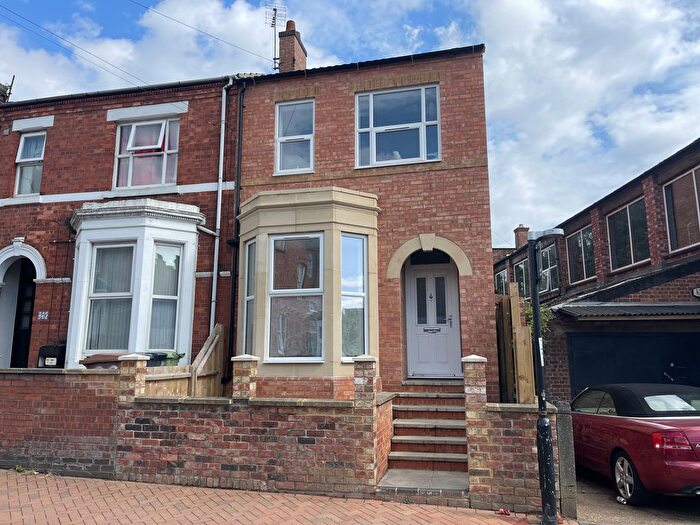 3 Bedroom End Of Terrace House To Rent In Alma Street, Wellingborough, Northamptonshire, NN8