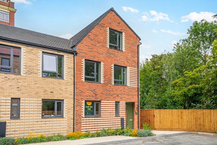 3 Bedroom Town House For Sale In Cocoa Gardens, Wigginton Road, York, YO31