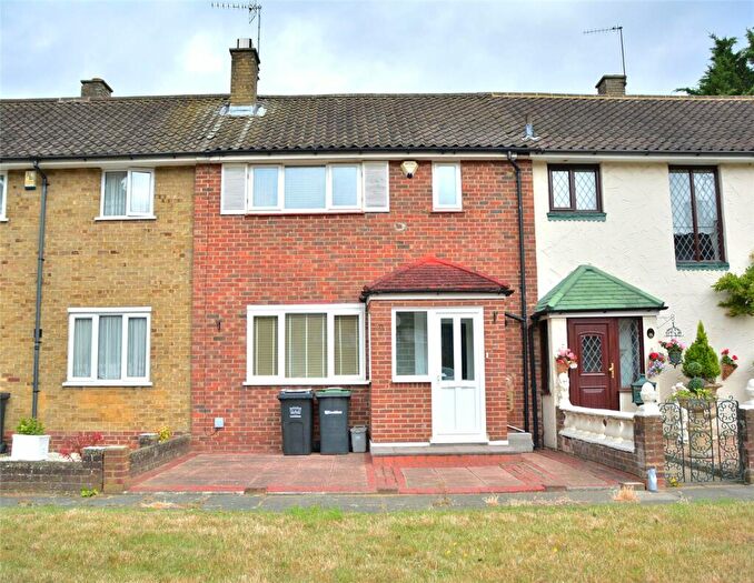 2 Bedroom Terraced House To Rent In Winn Road, London, SE12