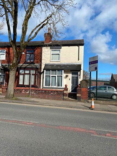 3 Bedroom Terraced House To Rent In Plodder Lane Farnworth, BL4