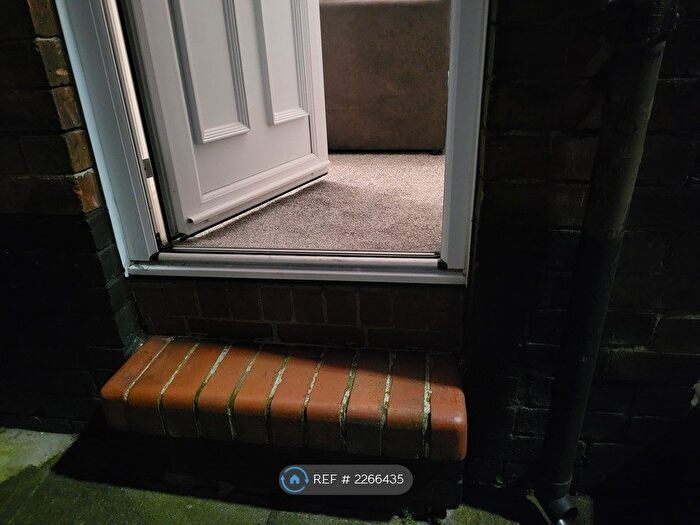 2 Bedroom Terraced House To Rent In Robert Heath Street, Stoke-On-Trent, ST6
