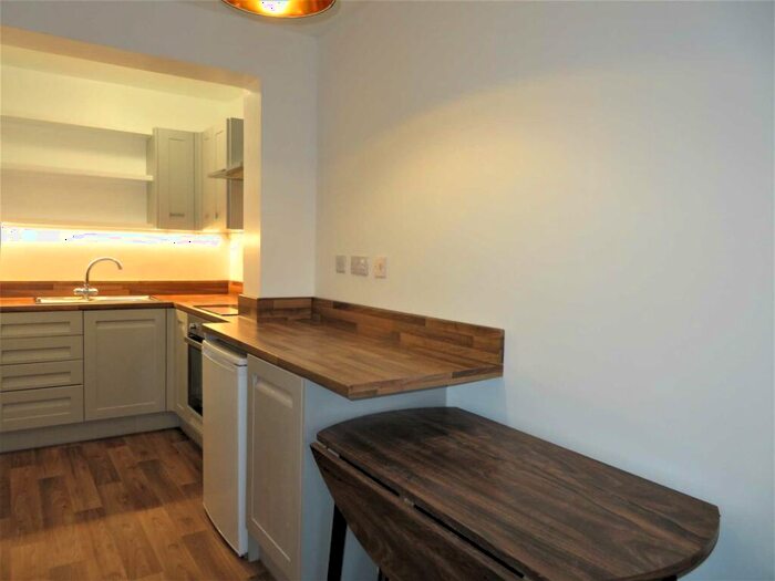 1 Bedroom Flat To Rent In Claremont Place, Canterbury, CT1