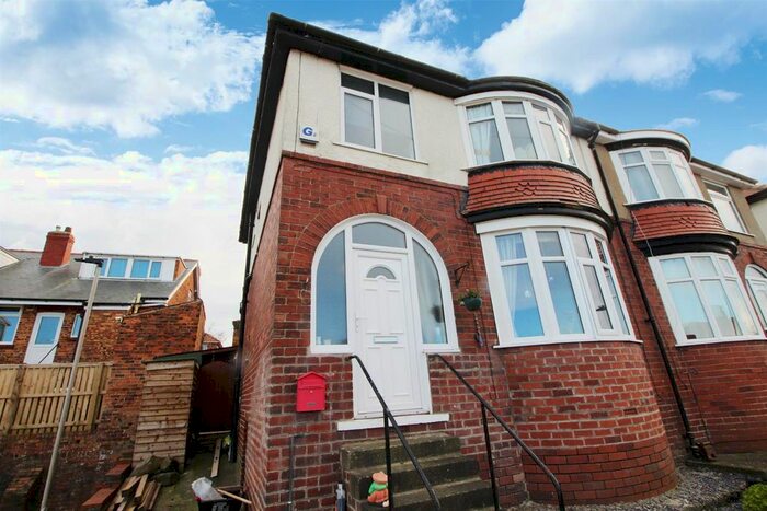 3 Bedroom Property To Rent In Mount Park Avenue, Scarborough, YO12
