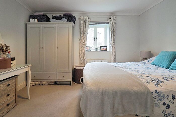 1 Bedroom Flat For Sale In Old School Mews, Shrewton, Salisbury, SP3
