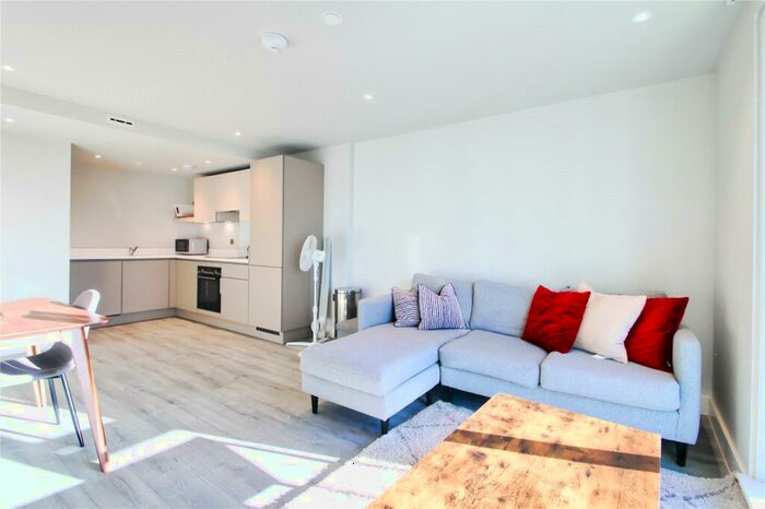 1 Bedroom Apartment To Rent In St Martins Place, Broad Street, Birmingham, West Midlands, B15