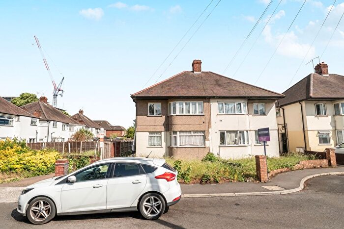2 Bedroom Maisonette For Sale In Sandown Crescent, Hayes, UB3