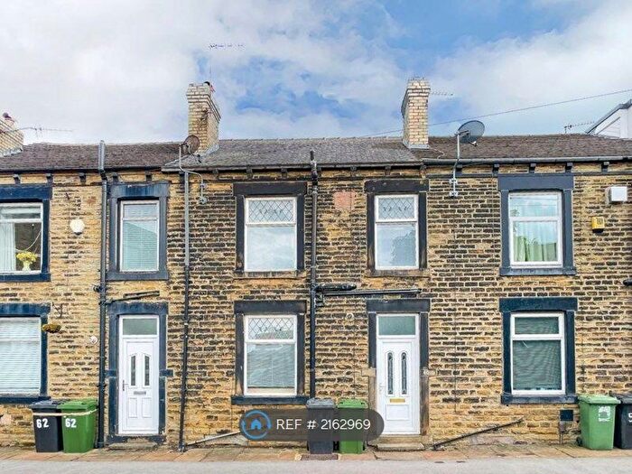 1 Bedroom Terraced House To Rent In Church Street, Morley, Leeds, LS27