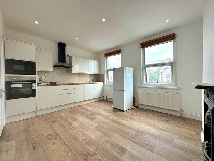 2 Bedroom Flat To Rent In Wolseley Road, Harrow, HA3
